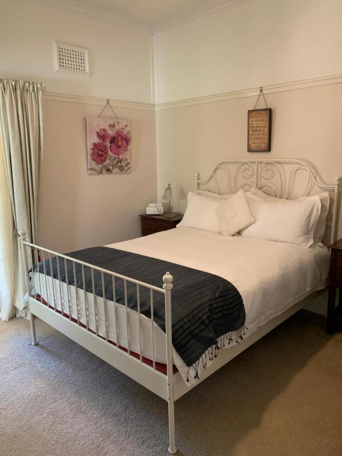 Rosebridge House Bed & Breakfast Adult Retreat Gooseberry Hill Exteriör bild
