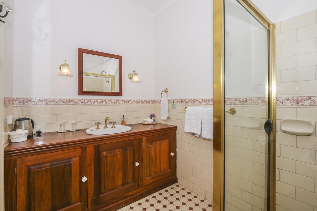 Rosebridge House Bed & Breakfast Adult Retreat Gooseberry Hill Exteriör bild