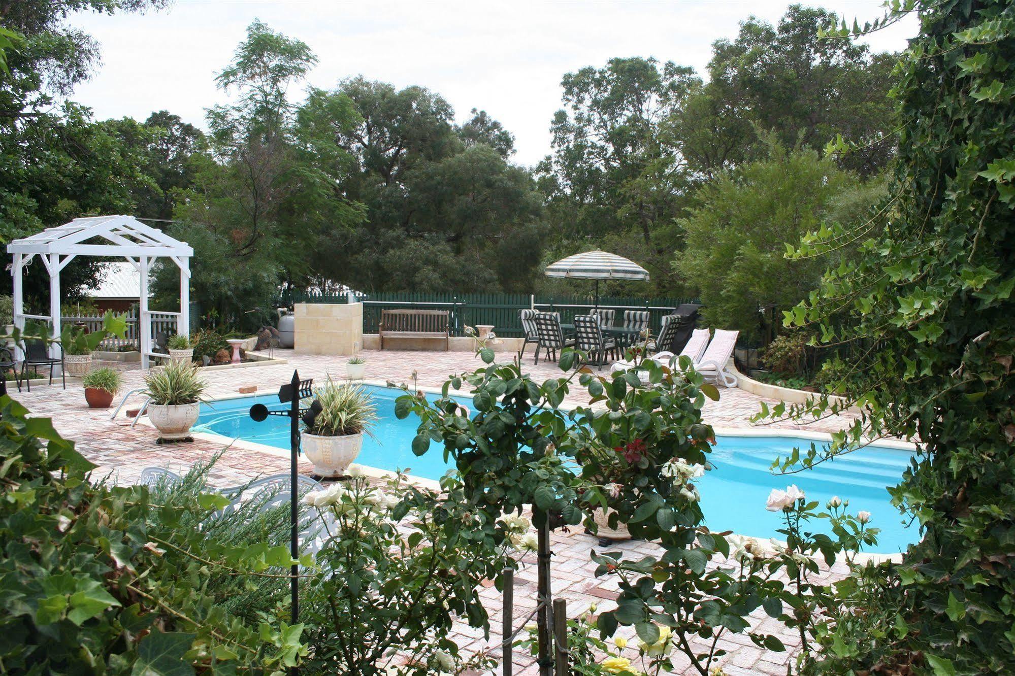 Rosebridge House Bed & Breakfast Adult Retreat Gooseberry Hill Exteriör bild